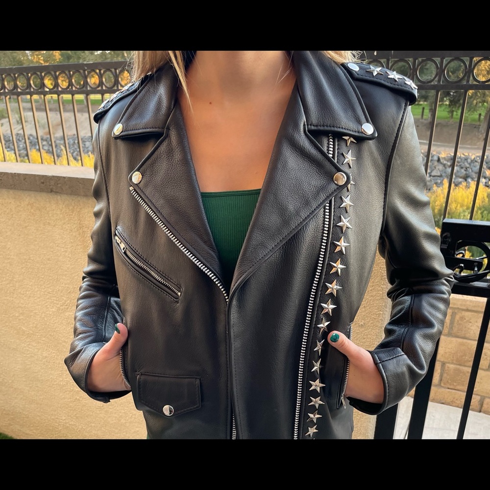 Understated Leather Jacket - image 7